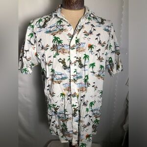 Mens Hawaiian Style Shirt. Size Medium